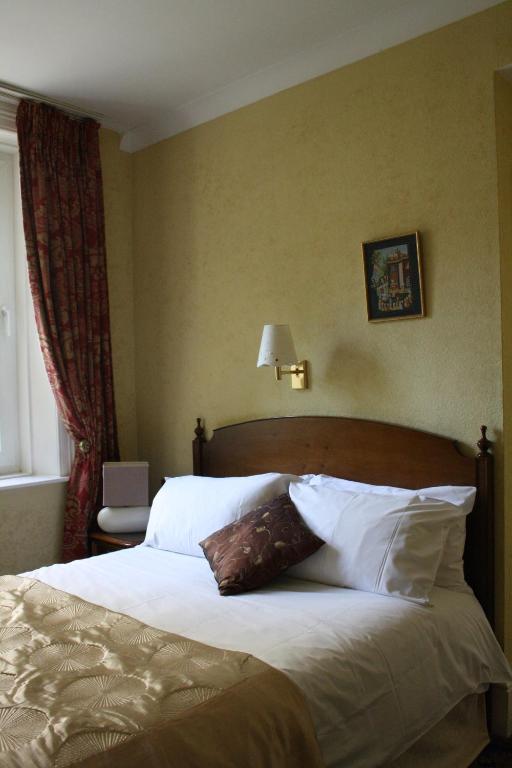 17 Wilmington Square Bed & Breakfast Истборн Стая снимка