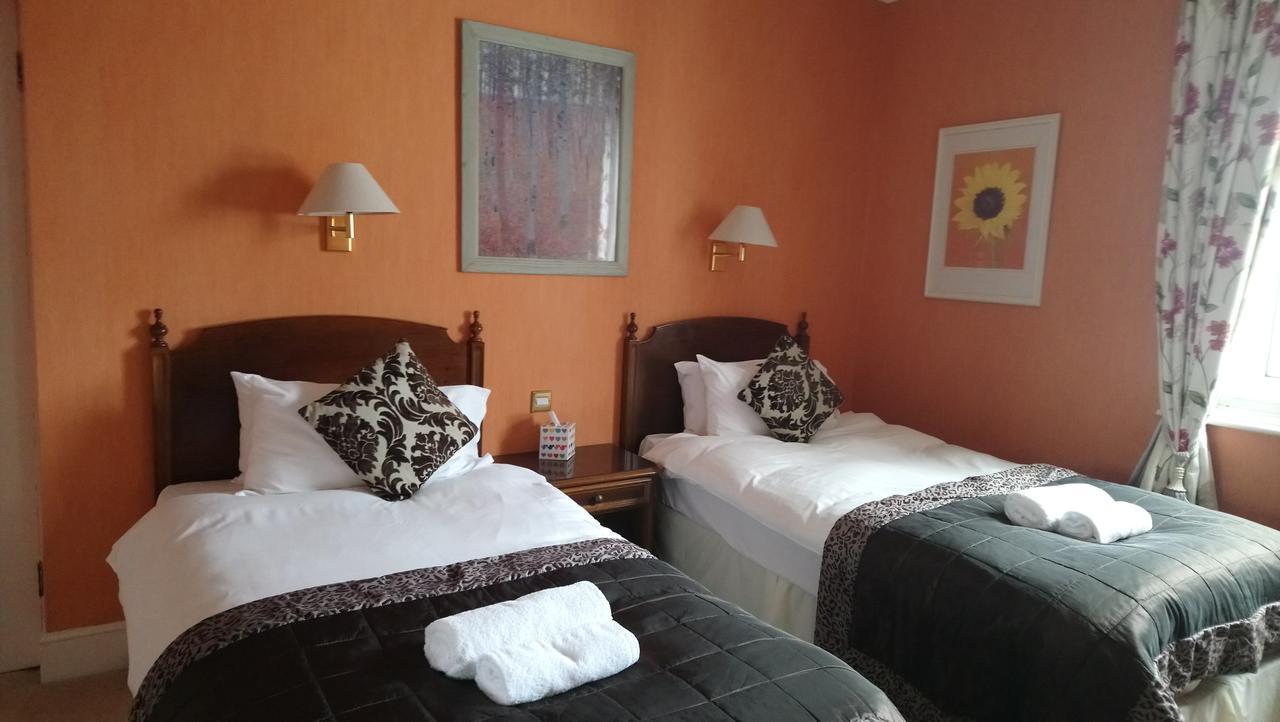 17 Wilmington Square Bed & Breakfast Истборн Екстериор снимка