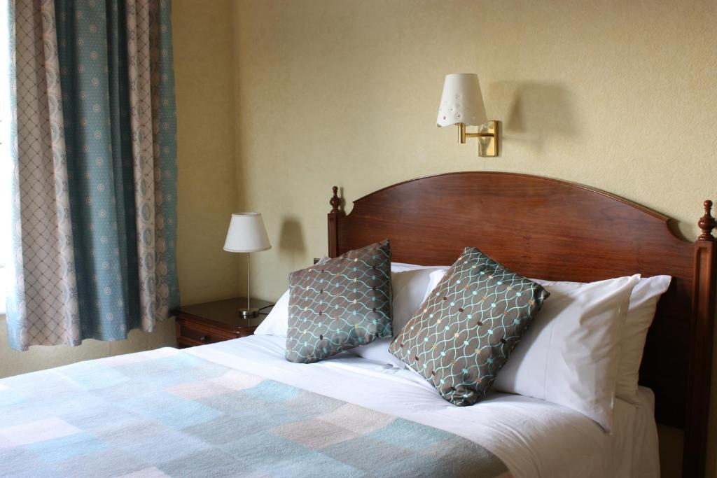 17 Wilmington Square Bed & Breakfast Истборн Екстериор снимка